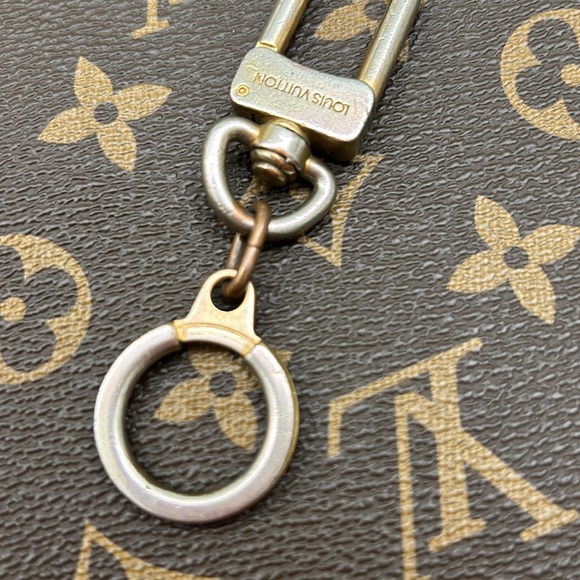 Louis Vuitton Pochette Extender - Picture 5 of 6